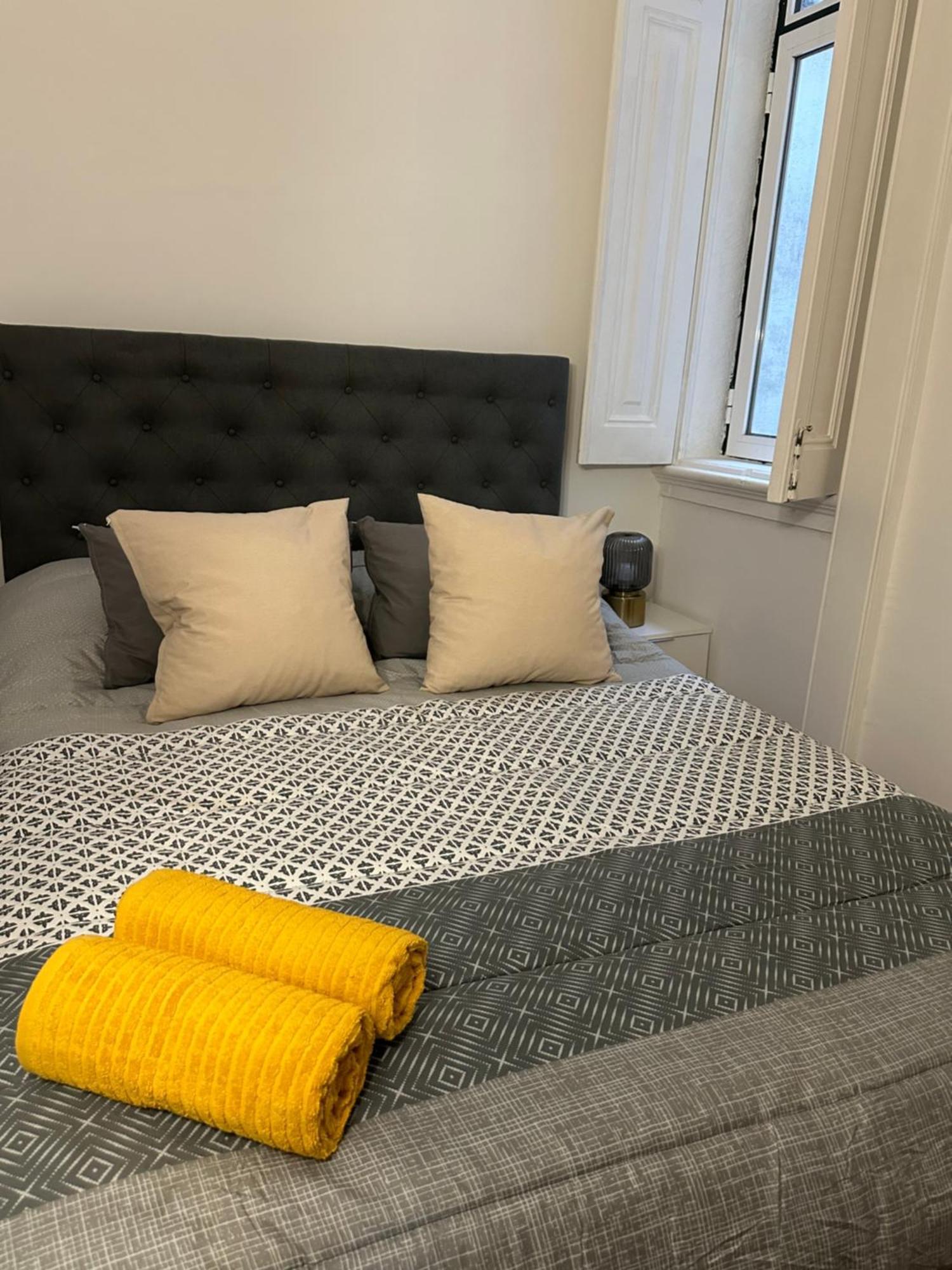Garden Campo De Ourique Guest House - Hostel Lisboa Extérieur photo