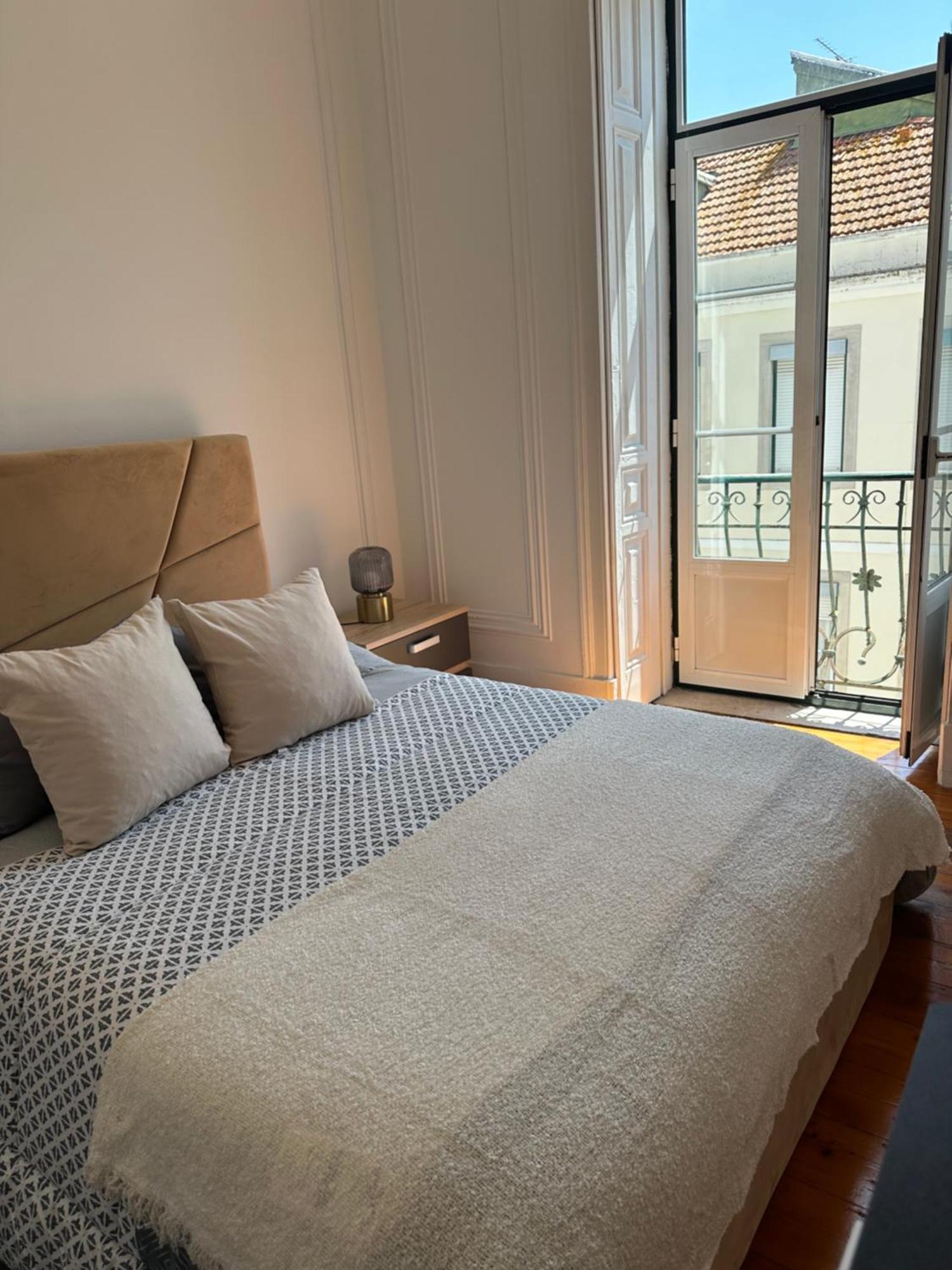 Garden Campo De Ourique Guest House - Hostel Lisboa Extérieur photo