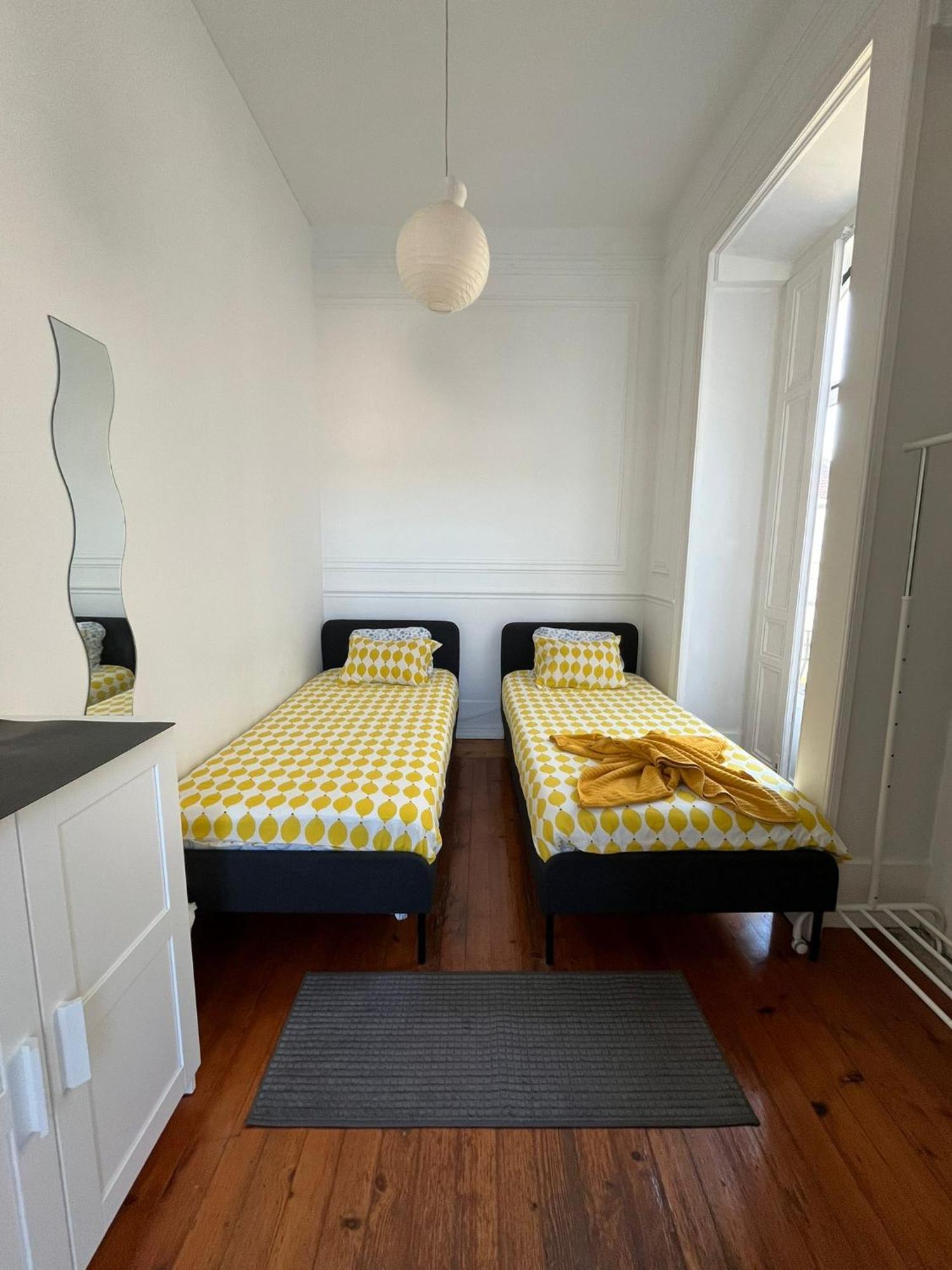 Garden Campo De Ourique Guest House - Hostel Lisboa Extérieur photo