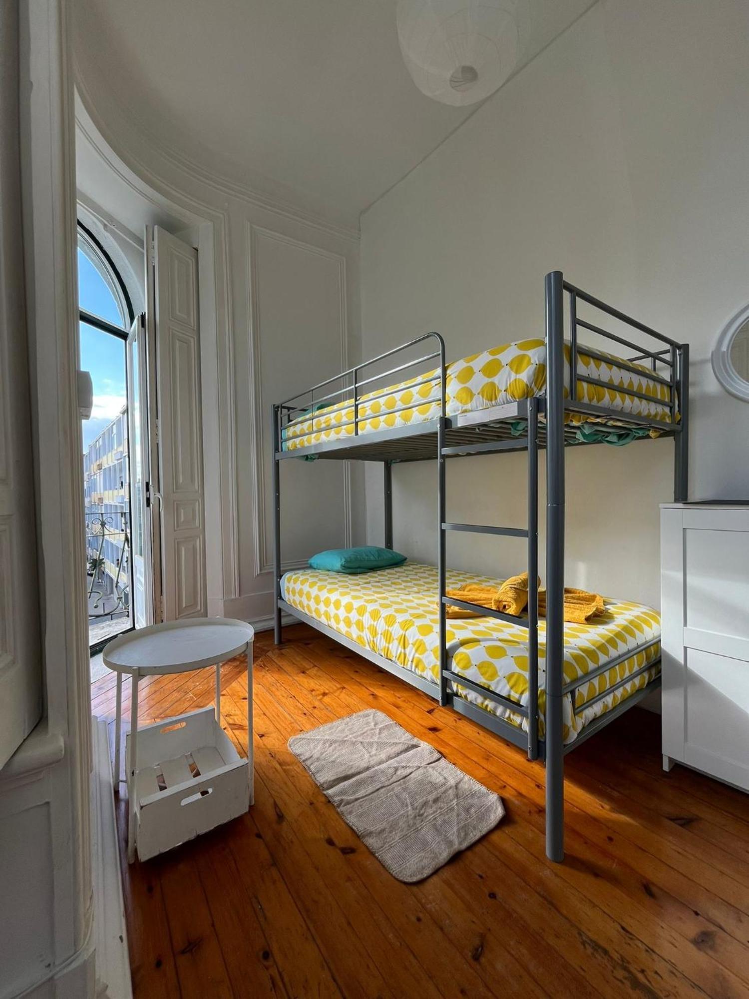 Garden Campo De Ourique Guest House - Hostel Lisboa Extérieur photo